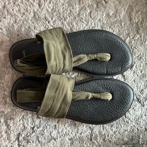 Sanuk Yoga Mat Sandals